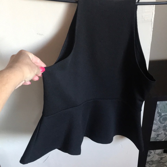 Spaghetti strap Guess business casual top - Picture 2 of 3